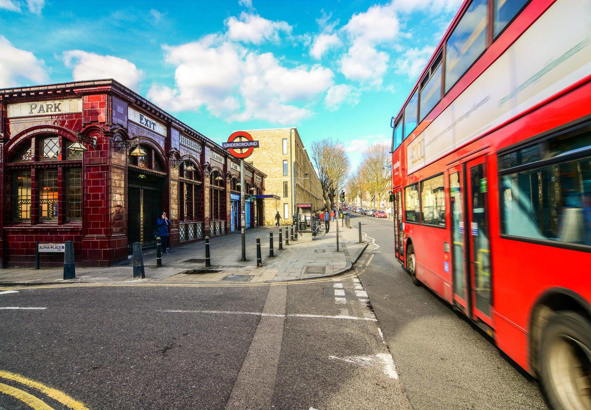 Wharf - Cambridge Av * Londres